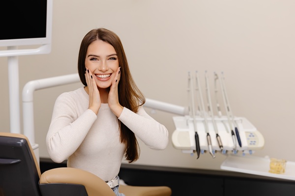 Take Home Professional Teeth Whitening Options From Your General Dentist
